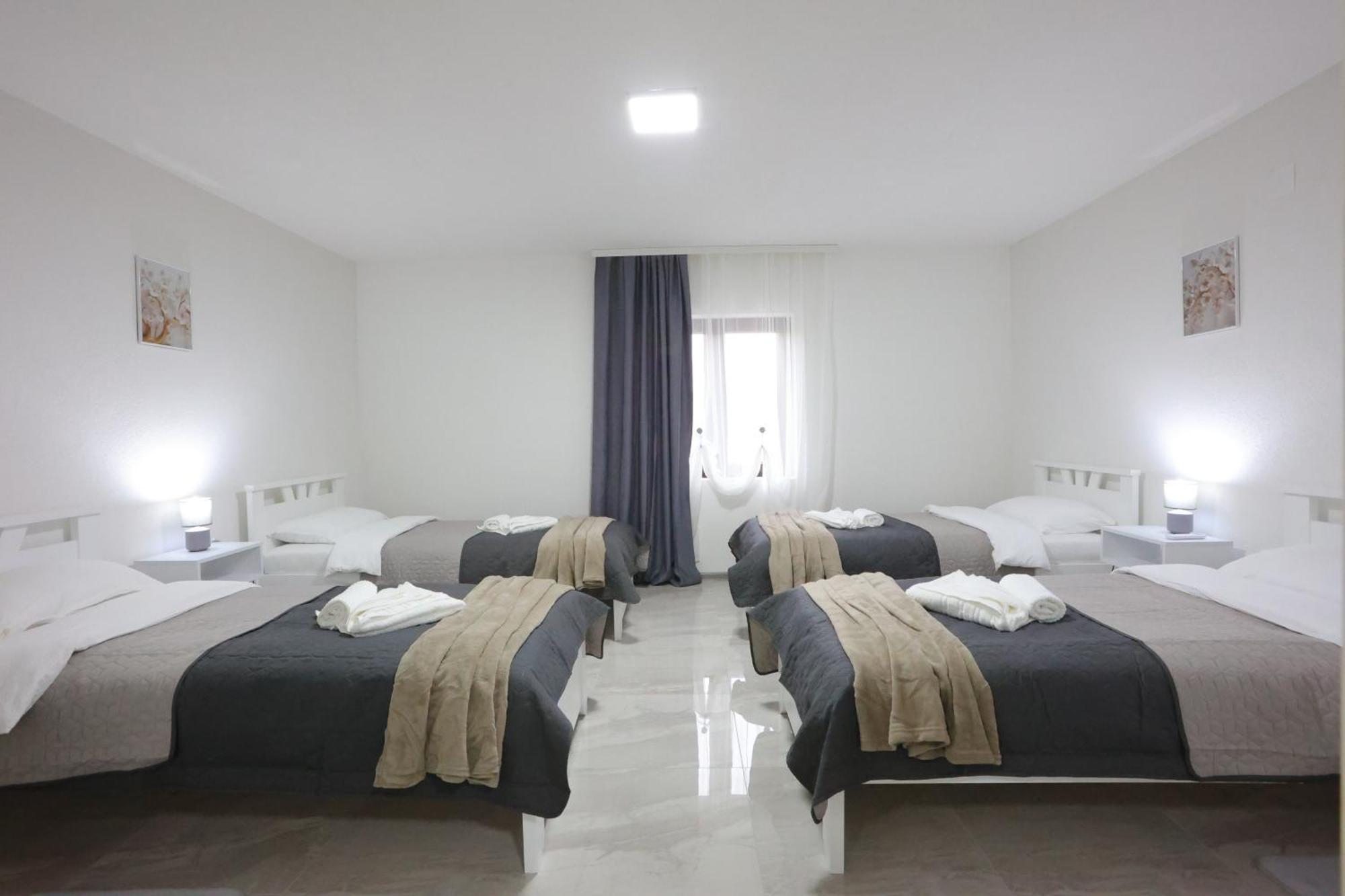 Ivan'S Guesthouse Paraćin Dış mekan fotoğraf